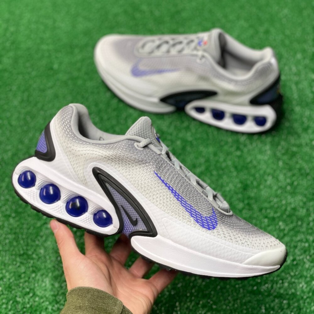 Nike Air Max DN SE Low Mens Sportswear Shoes White HQ4565-001 VNDS Sz 10.5